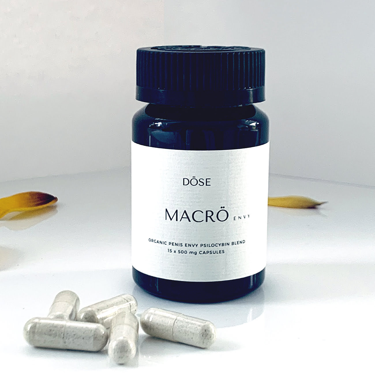 Dose MACRO ENVY Macrodose Psilocybin Capsules - Image 4